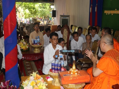 ឯកឧត្ដមទេសរដ្ឋមន្ដ្រី អៀង មូលី អញ្ជើញជាអធិបតីដ៏ខ្ពង់ខ្ពស់ក្នុងពិធីបុណ្យចម្រើនអាយុវឌ្ឍនមង្គល ប្រគេនព្រះវីរយធម្មោ យូ វៃ