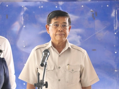 His Excellency Senior Minister Ieng Mouly, Vice Chairman of the Royal Government Working Group in Kampong Speu Province and Chairman of the Royal Government Working Group in Boseth District, presided over the meeting, Apperanting by His Excellency Deputy Prime Minister Hun Many, Minister of Public Service and Chair of the Royal Government Working Group in Kampong Speu Province.