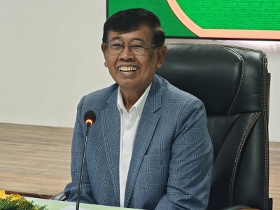 ឯកឧត្តមទេសរដ្ឋមន្រ្តី អៀង មូលី អញ្ជើញដឹកនាំកិច្ចប្រជុំប្រចាំខែកក្កដា និងលើកទិសដៅបន្ត ឆ្នាំ២០២៦ និងប្រកាសស្តីពីការតែងតាំងប្រគល់ភារកិច្ចមន្រ្តីរាជការ