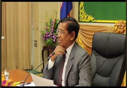 ឯកឧត្តមទេសរដ្ឋមន្តីអៀង មូលី មានមតិសំណេះសំណាលនៅក្នុង អង្គប្រជល់កទីមូយ នៃអាជ្ញាធរជាតិប្រយុទ្ធនិងជម្ងឺអេដ៍
