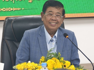ពិធីជួបសំណេះសំណាលជាមួយនិស្សិតអាហារូបករណ៍ពីខេត្តកំពង់ស្ពឺ
