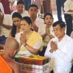 ឯកឧត្តមទេសរដ្ឋមន្រ្តី អៀង មូលី ប្រធានអាជ្ញាធរជាតិប្រយុទ្ធនឹងជំងឺអេដស៍ និងលោកជំទាវ អញ្ជើញដាក់បិណ្ឌនៅវត្តកំពង់ទ្រា និងវត្តរកា ស្ថិតនៅស្រុកពារាំង ខេត្តព្រៃវែង